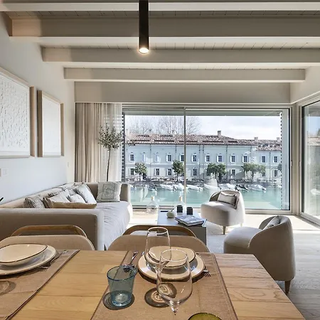 Apartament Palazzo Cordigero Peschiera del Garda