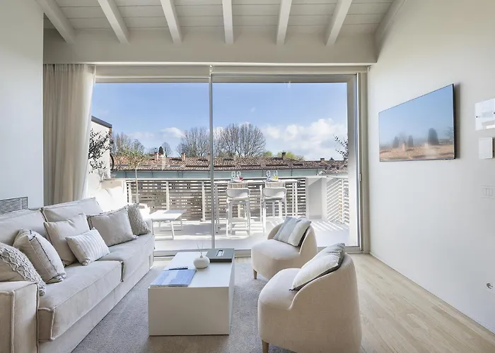 Apartament Palazzo Cordigero Peschiera del Garda