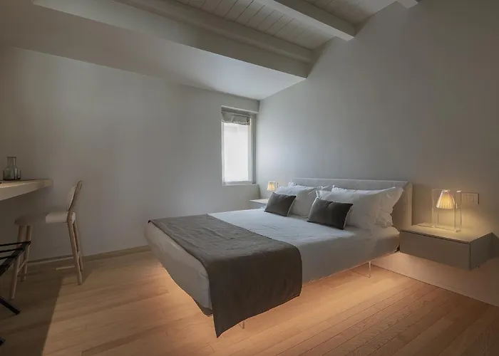 Apartament Palazzo Cordigero Peschiera del Garda